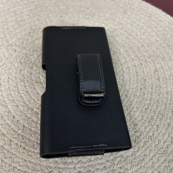 Verizon Universal Leather Pouch with Belt Clip for Medium Size Devices - Black - Picture 6 of 9